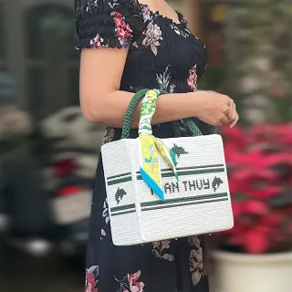 Túi Tote thêu tên hoạ tiết thêu tên - anh 2